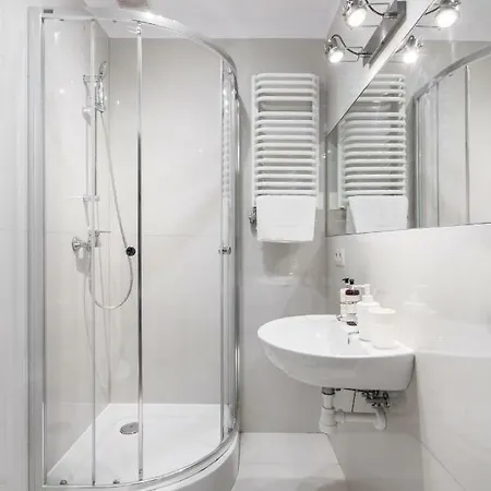 Square Apartment - Loftaffair Kraków Zewnętrze zdjęcie